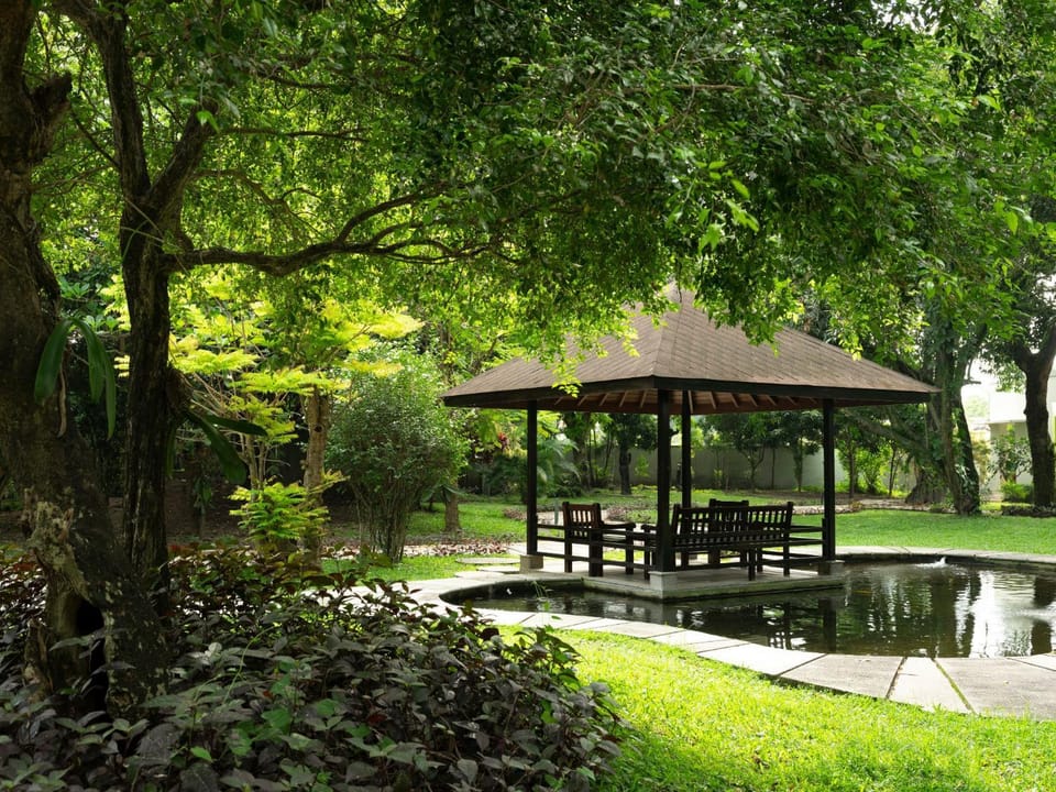 Nearby landmark, Garden, Garden view