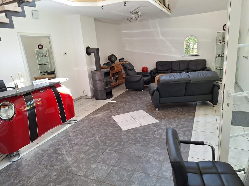 Living room, Lounge or bar, Seating area, fireplace
