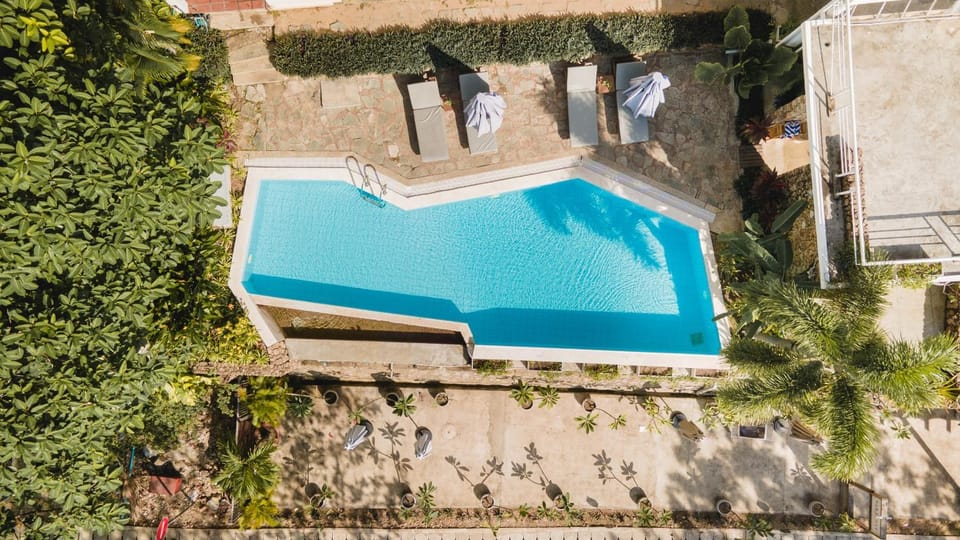 Bird's eye view, Swimming pool