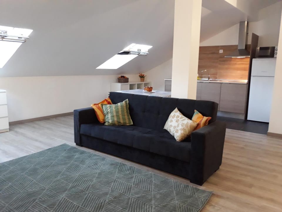Kitchen or kitchenette, Living room, Seating area