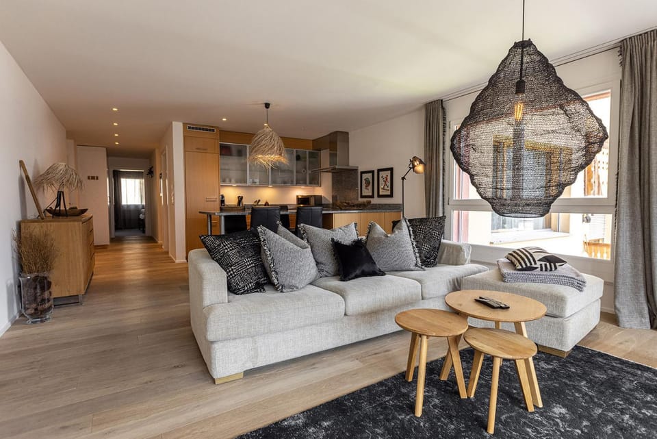 Living room, Dining area, kitchen