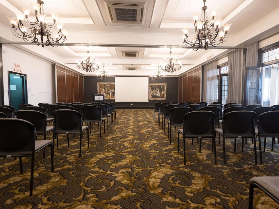 Meeting/conference room