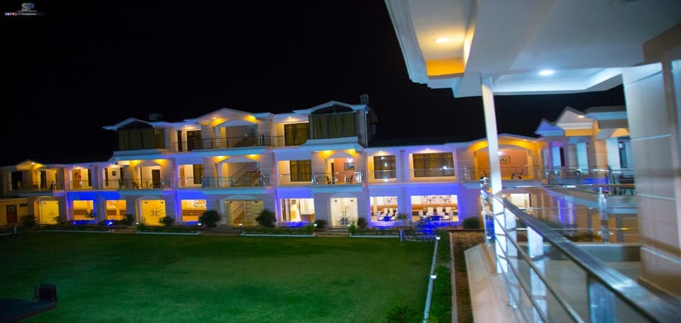 La Bellevue (Club & Resort) Resort in Uttarakhand