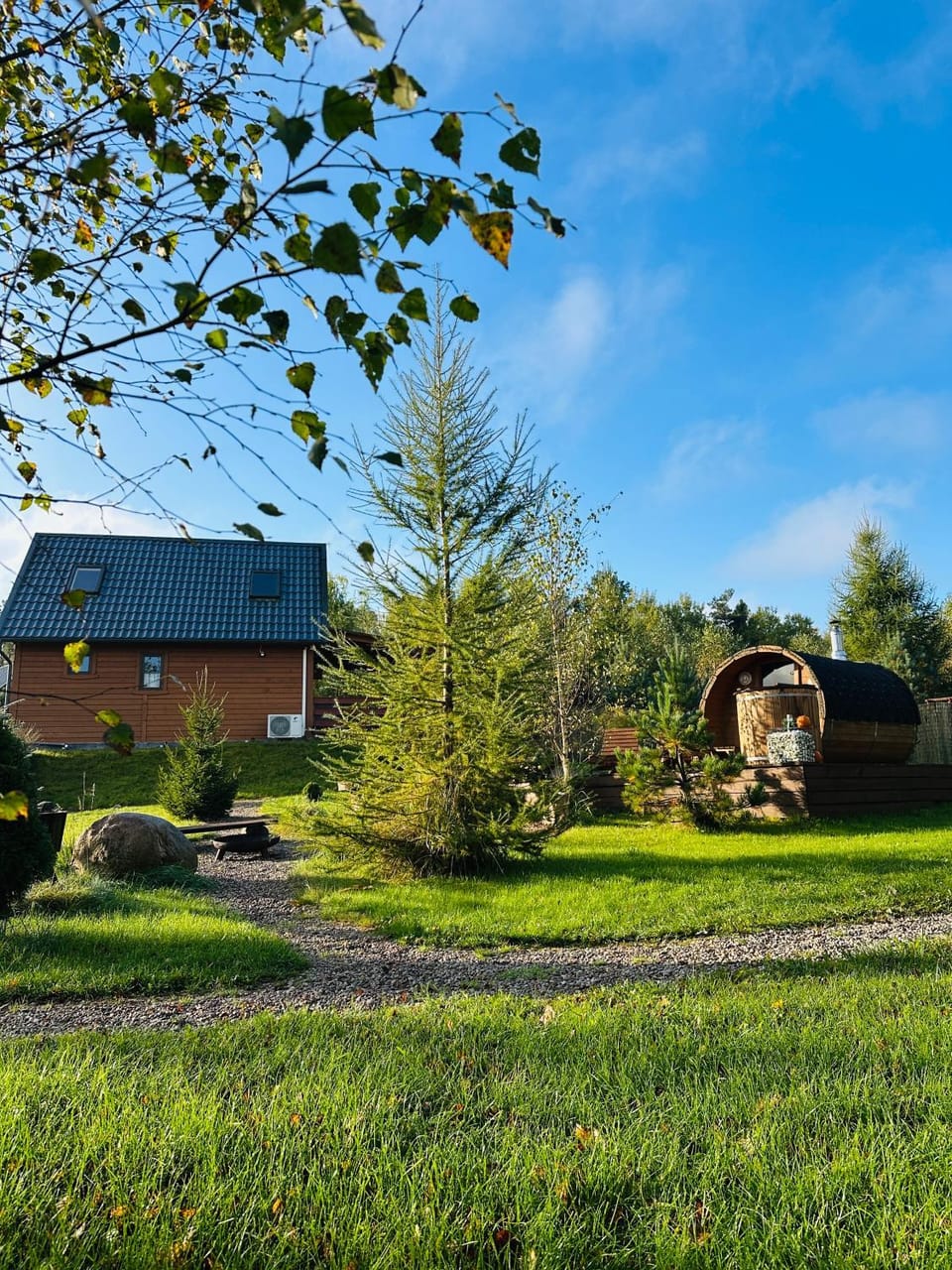 Dolina Bella - ogrzewany domek z balią, sauną i kominkiem w sercu Kaszub Nature lodge in Pomeranian Voivodeship
