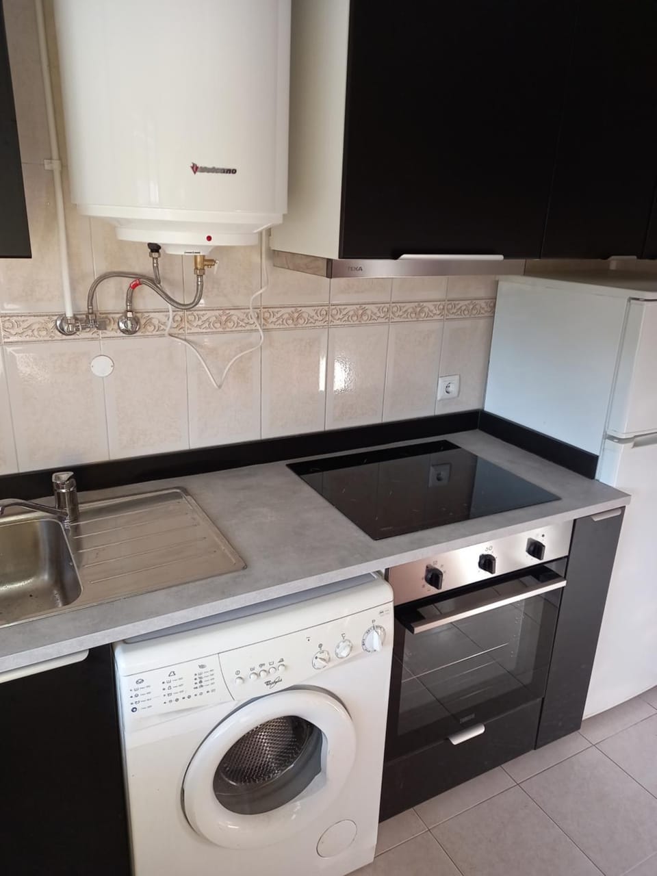 Coffee/tea facilities, Kitchen or kitchenette, Breakfast