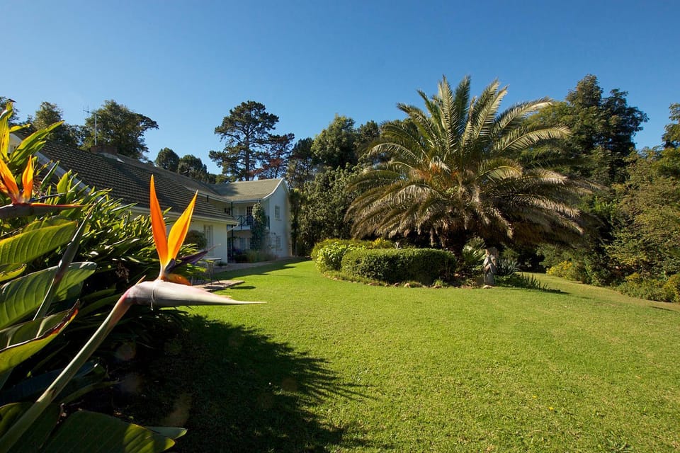 Facade/entrance, Garden