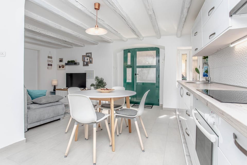 Apartman Dioniz Apartment in Split