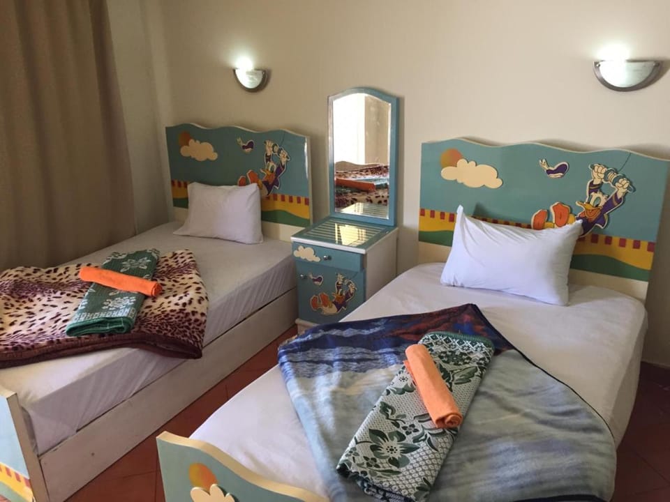 Chalets in Porto Sokhna - Pyramids - Families Only Chalet in Egypt