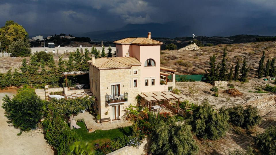 Property building, Bird's eye view