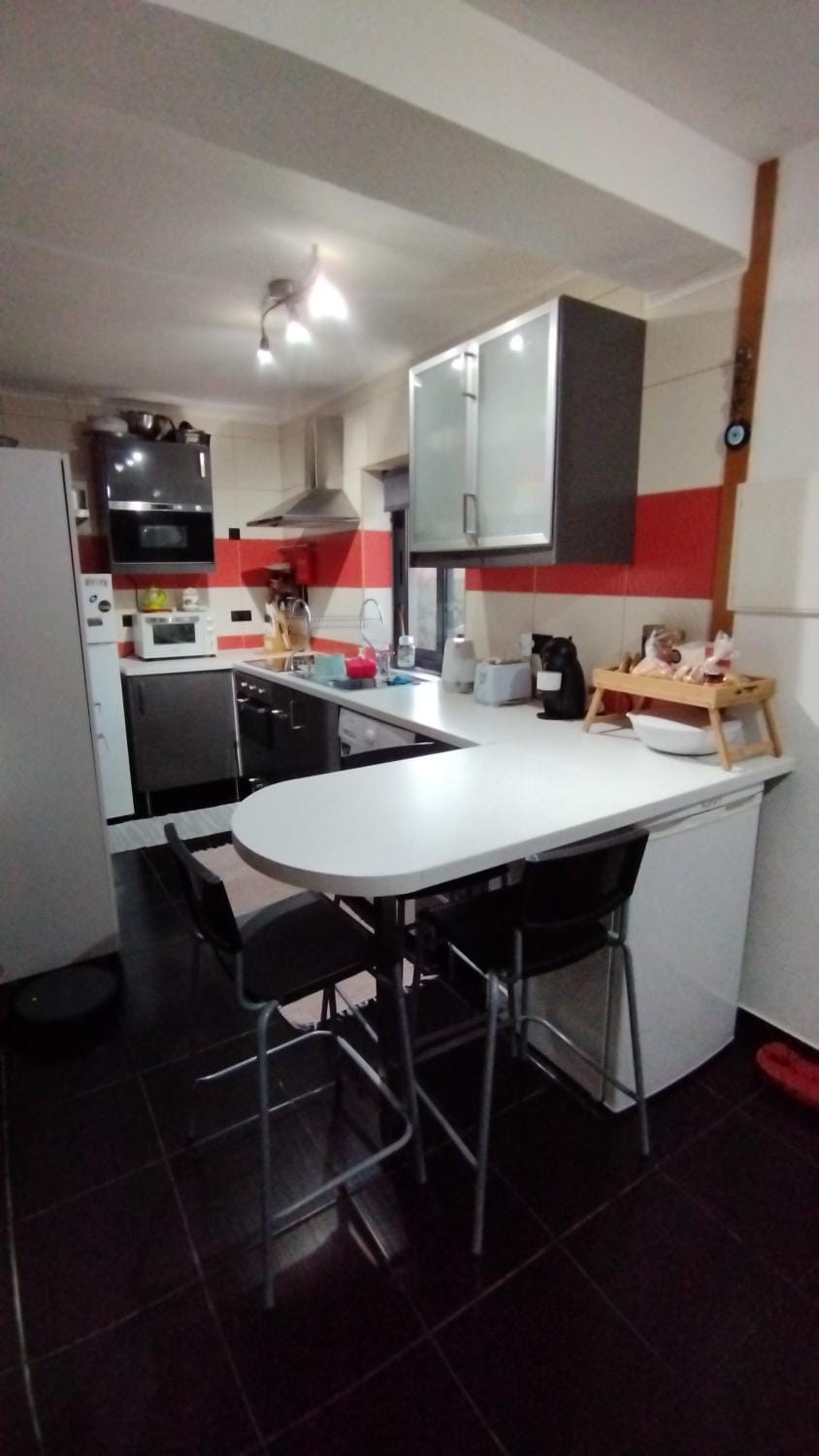 Kitchen or kitchenette, Dining area, minibar, pet friendly, stove
