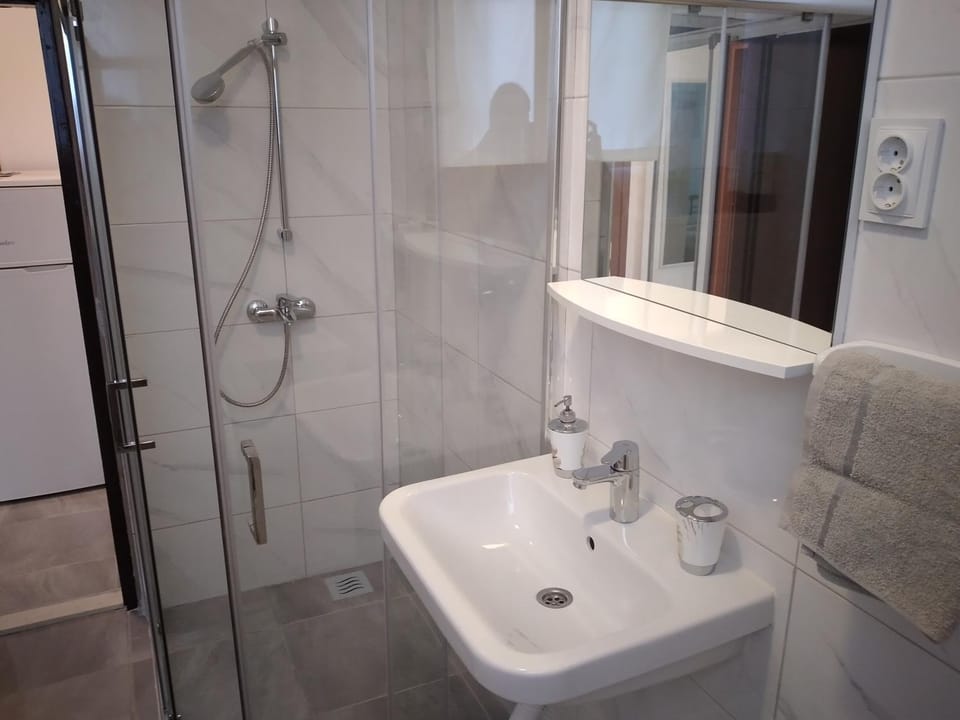 Pauli Apartment in Šibenik-Knin County, Croatia