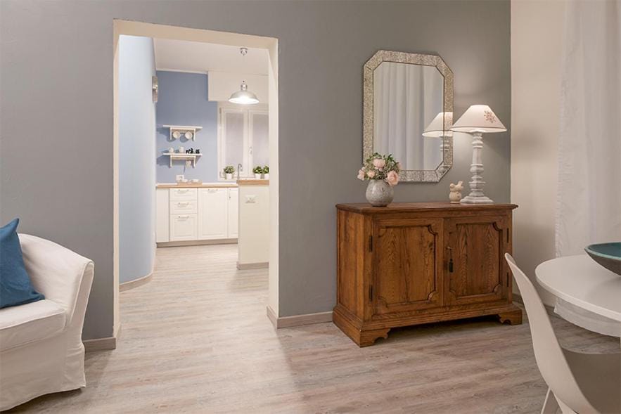 Kitchen or kitchenette, Living room