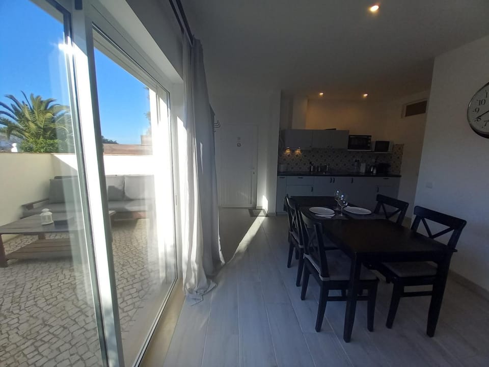 Balcony/Terrace, Dining area