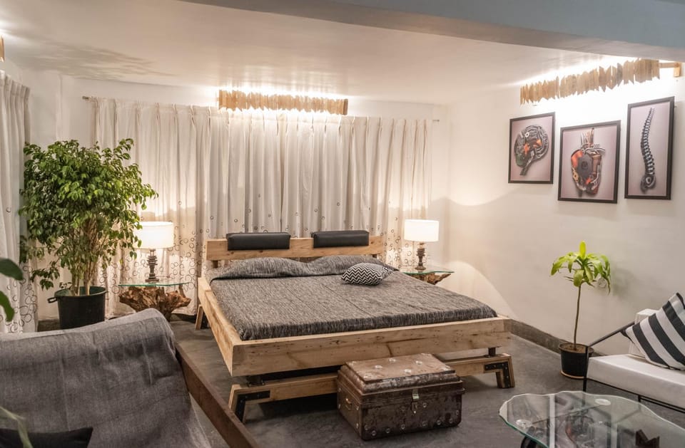 Bed, Photo of the whole room, Bedroom
