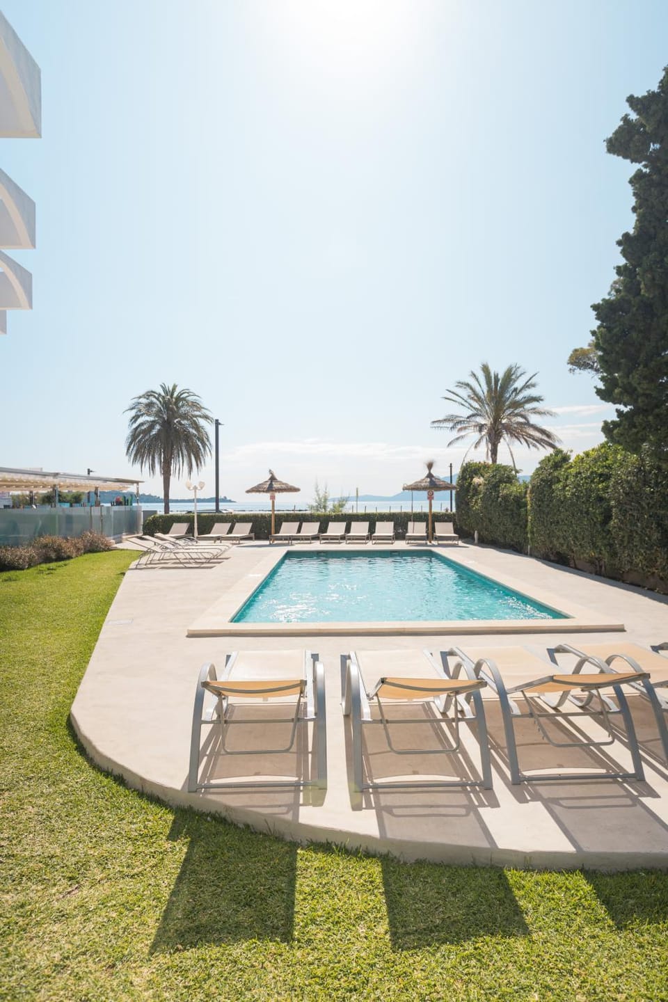 Natural landscape, Swimming pool, sunbed