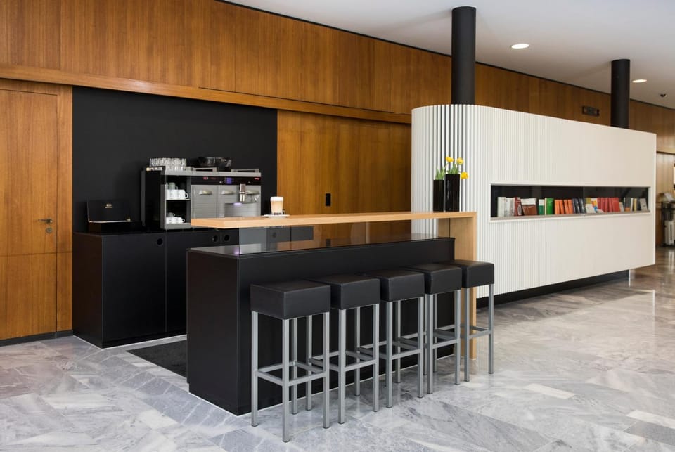 Lounge or bar