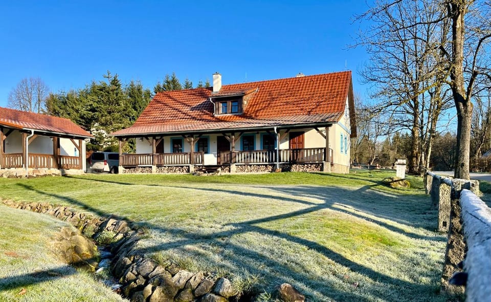Property building, Spring, Day