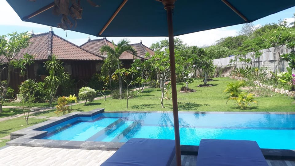 Gatri Hut Bed and Breakfast in Nusapenida