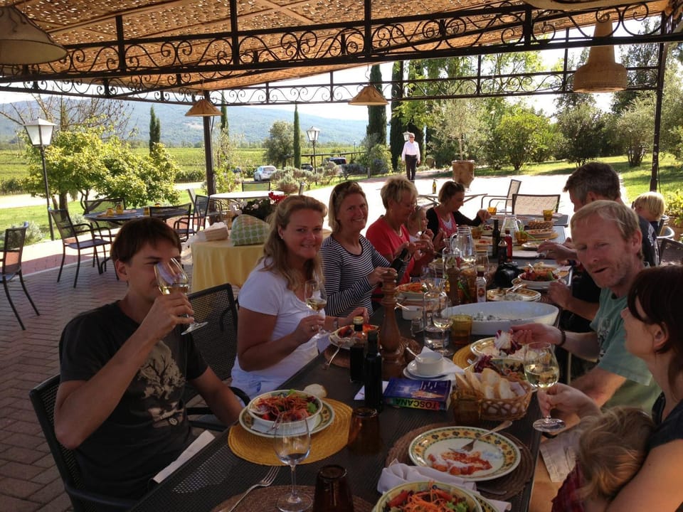 Restaurant/places to eat, Other, Decorative detail, Communal kitchen, Guests, group of guests
