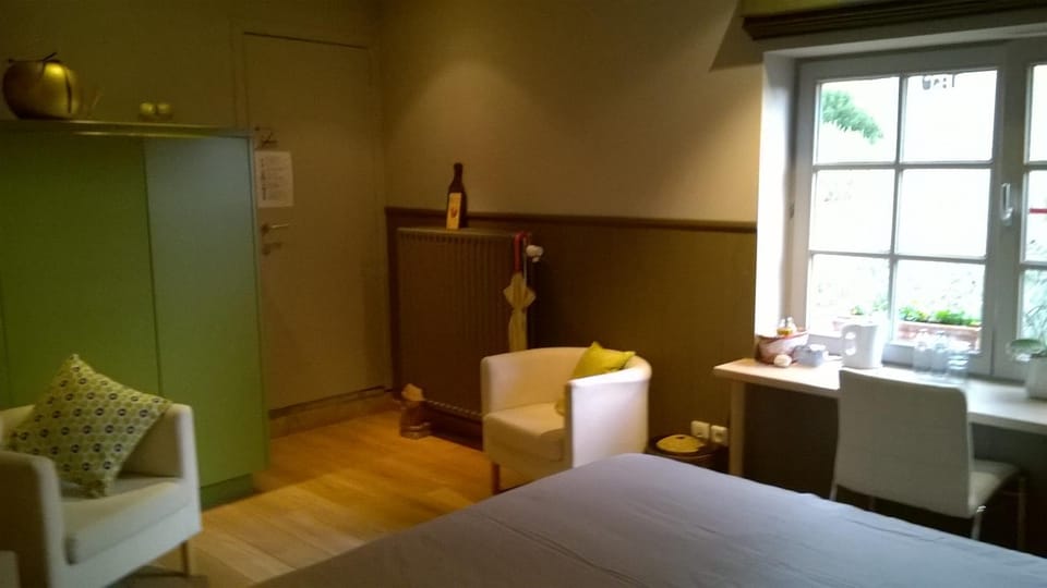 B&B De Zoete Kers Bed and Breakfast in Flanders