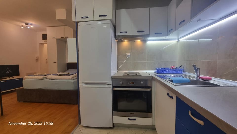 Kitchen or kitchenette, pet friendly