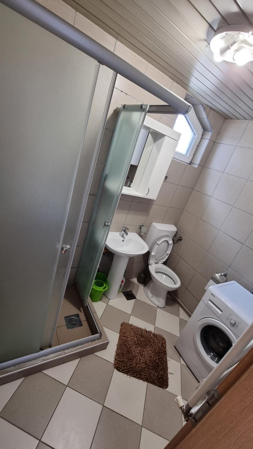 Shower, Toilet, Bathroom