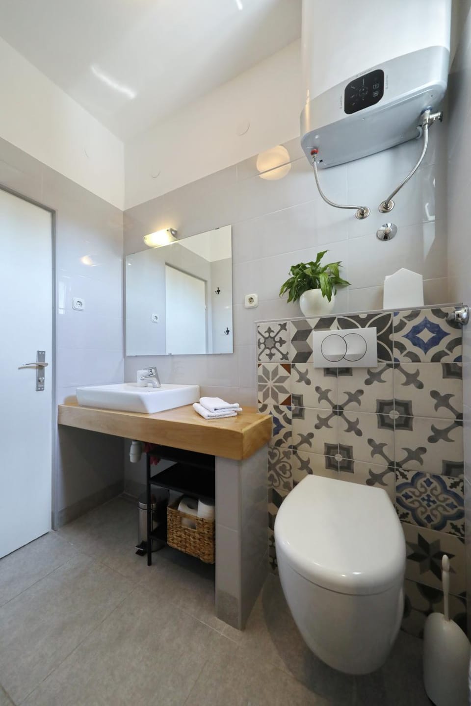 Toilet