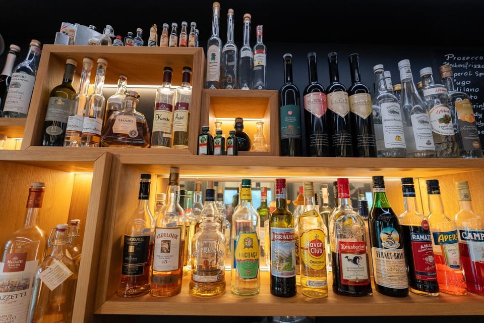Restaurant/places to eat, Alcoholic drinks