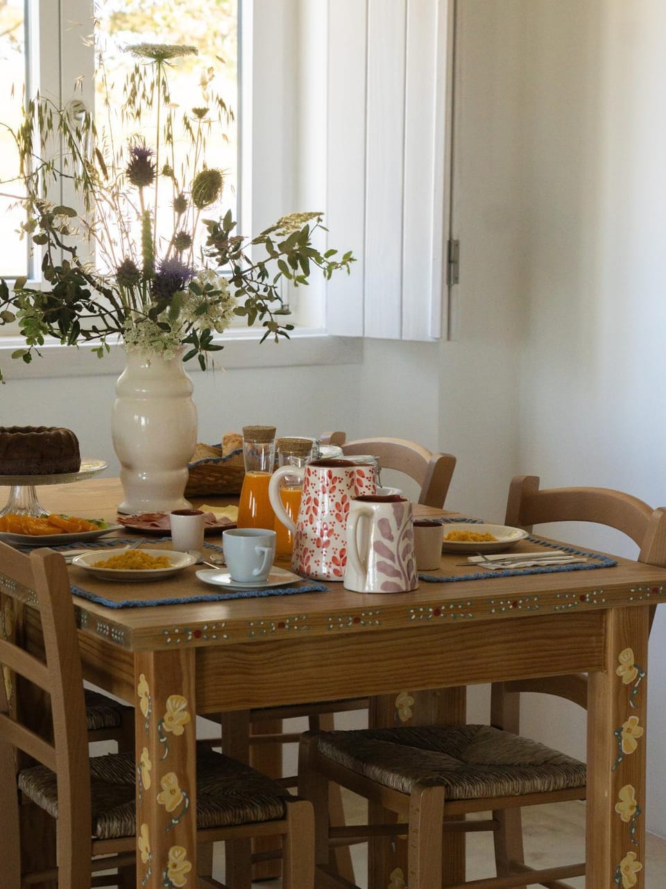 Food and drinks, Dining area, Food, Breakfast