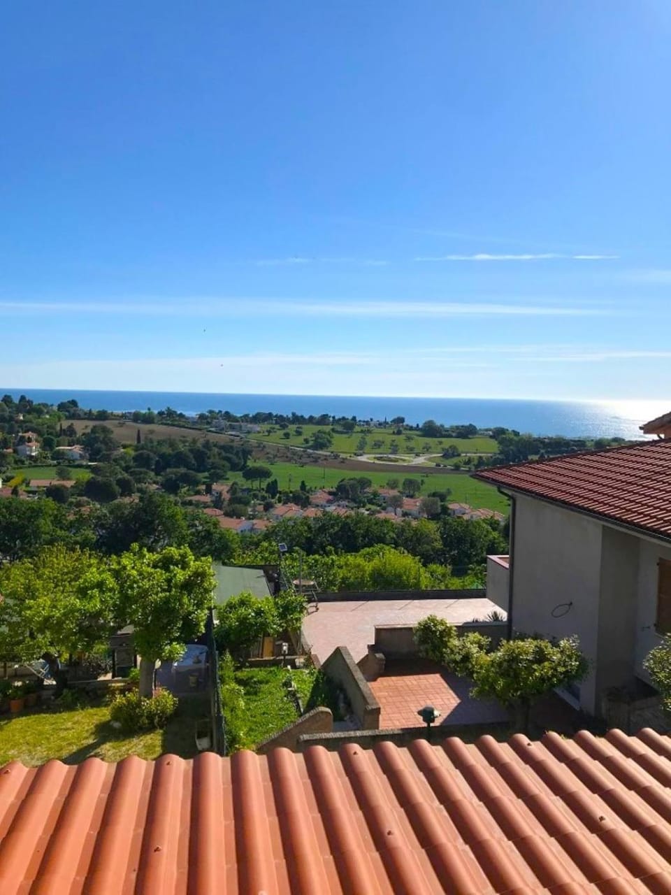 Quadrilo Mauro, cielo terra con terrazza vista mare House in Marche
