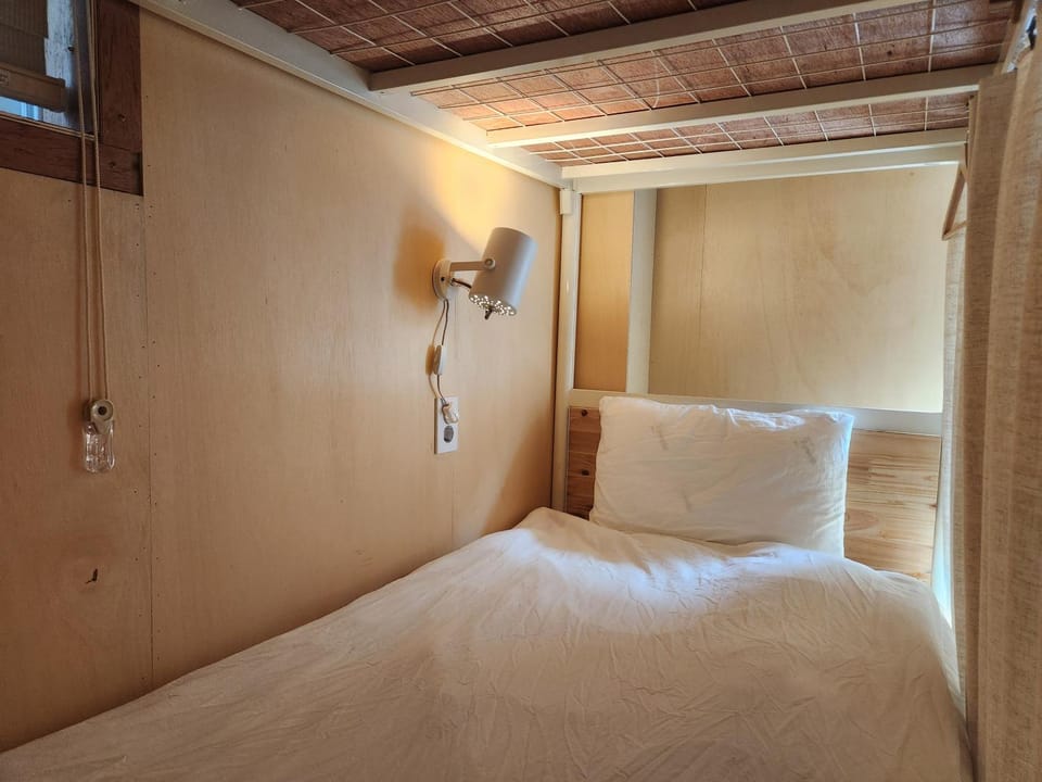 Sokcho Hutte Bed and Breakfast in South Korea