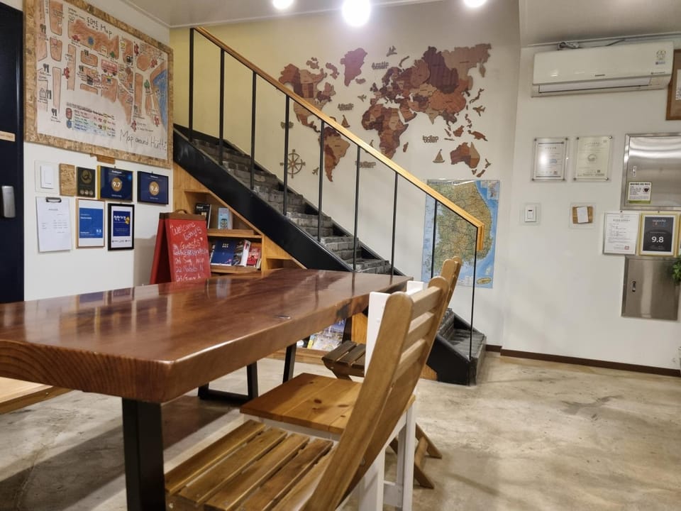 Sokcho Hutte Bed and Breakfast in South Korea