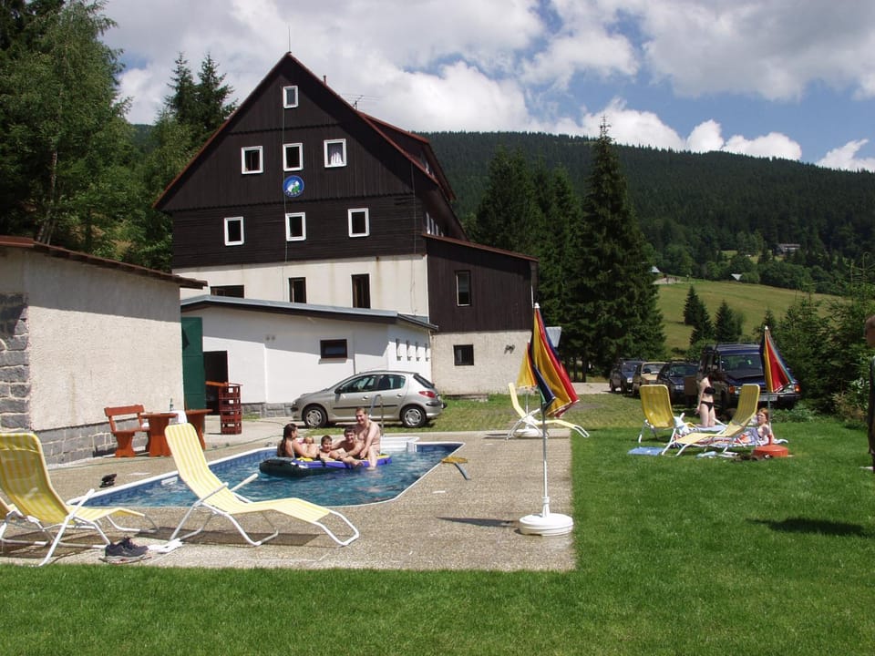 Property building, Facade/entrance, People, Summer, Garden, Seating area, Swimming pool, children, Family, sunbed