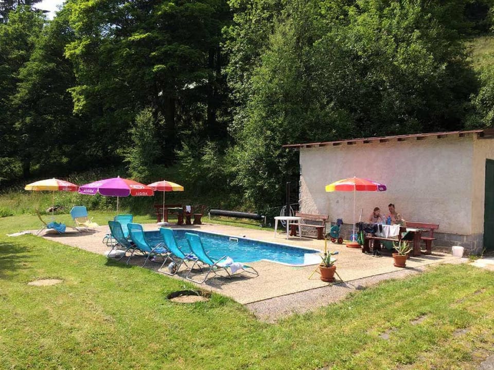 Natural landscape, Seating area, Swimming pool, sunbed