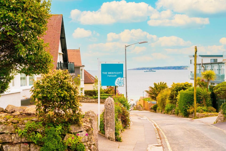 Property building, Sea view