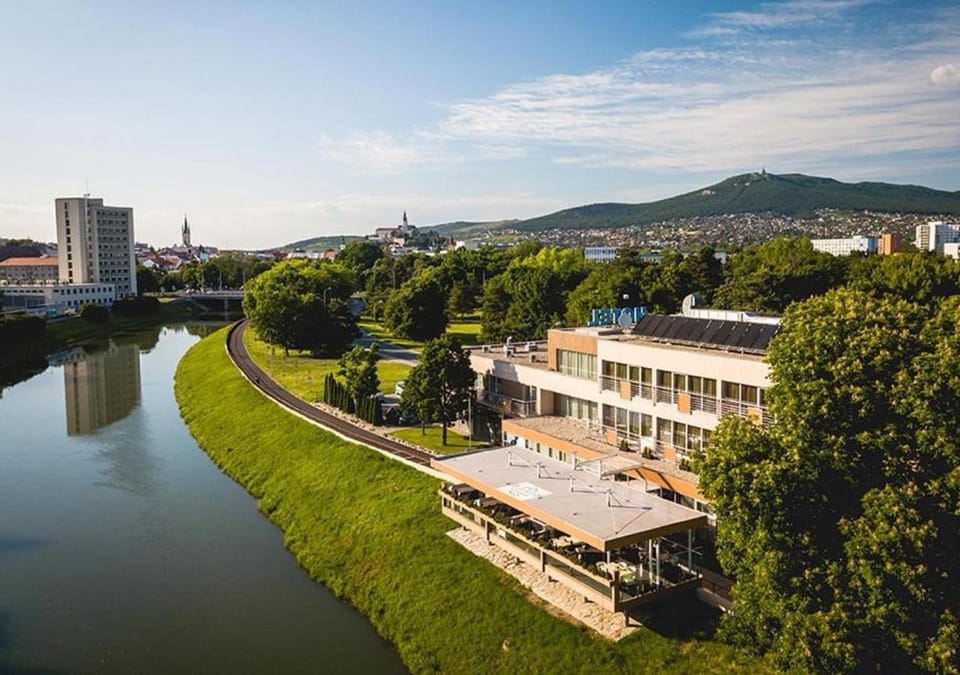 Property building, Bird's eye view