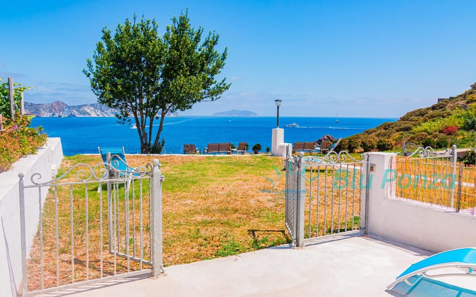 BluPonza- 2 posti in zona Porto - Villino Vittoria Villa in Ponza