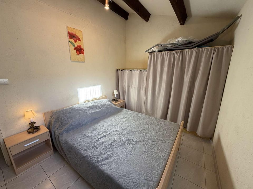 Villa T2 avec piscine et parking à Port Leucate, 4 personnes - FR-1-81-388 Villa in Leucate