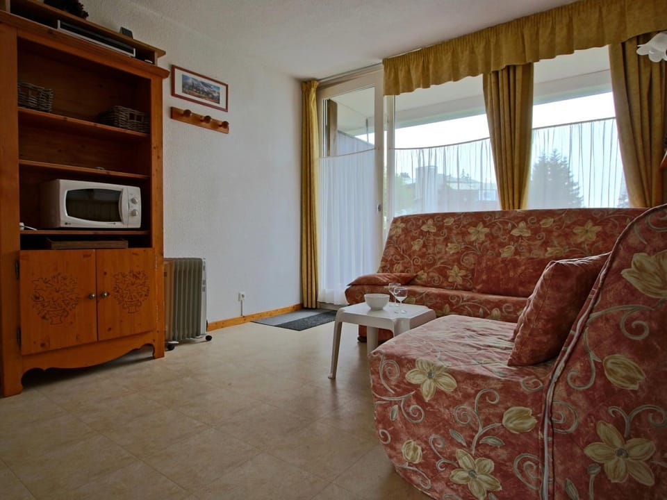 Studio de bon standing, balcon sud, 3 couchages - FR-1-340-135 Apartment in Provence