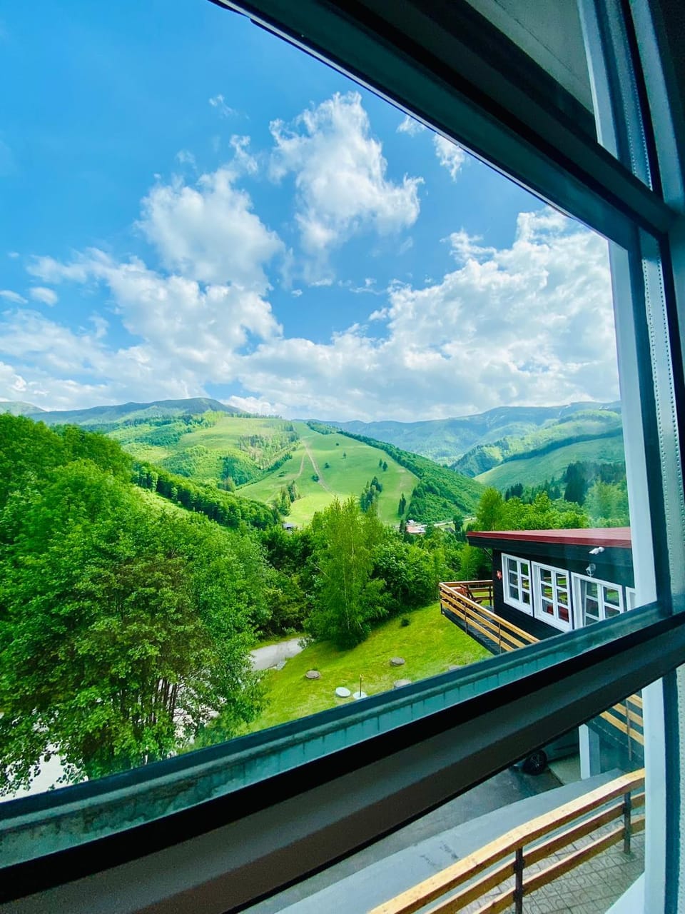 Spring, Day, Natural landscape, View (from property/room), Balcony/Terrace, Garden view, Landmark view, Mountain view, Inner courtyard view