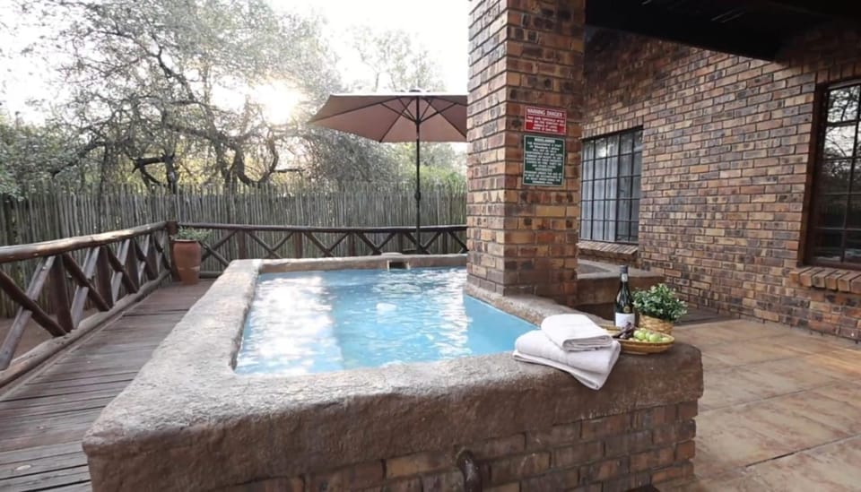 Balcony/Terrace, Swimming pool
