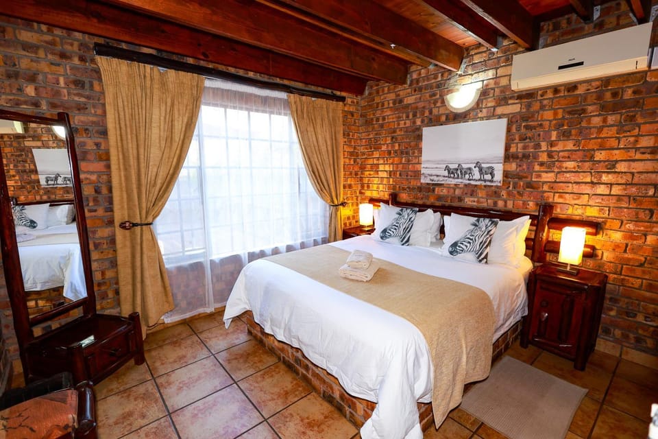 Bed, Bedroom, air conditioner