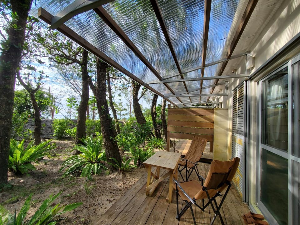Kuganipi Beachside Inn Iriomote Apartment in Okinawa Prefecture
