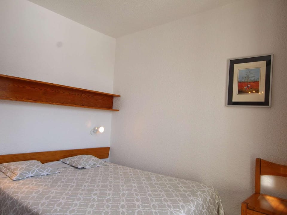 Studio coin nuit 4 pers, balcon sud-ouest, Serre-Chevalier - FR-1-330E-55 Apartment in Saint-Chaffrey