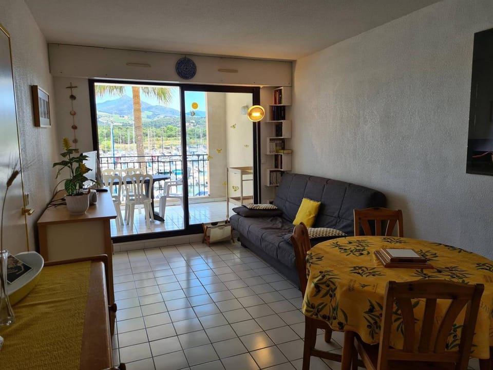 T2 Cabine, 4-6 pers, Parking, 150m plage - Argelès-sur-Mer - FR-1-388-16 Cabin in Argeles-sur-Mer