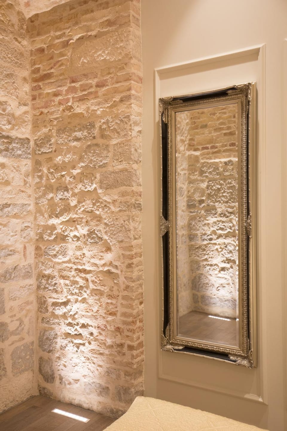 Decorative detail