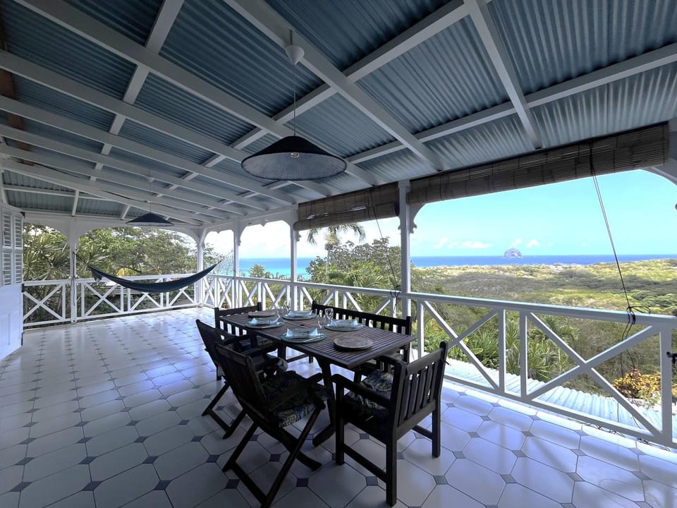 Patio, Meals