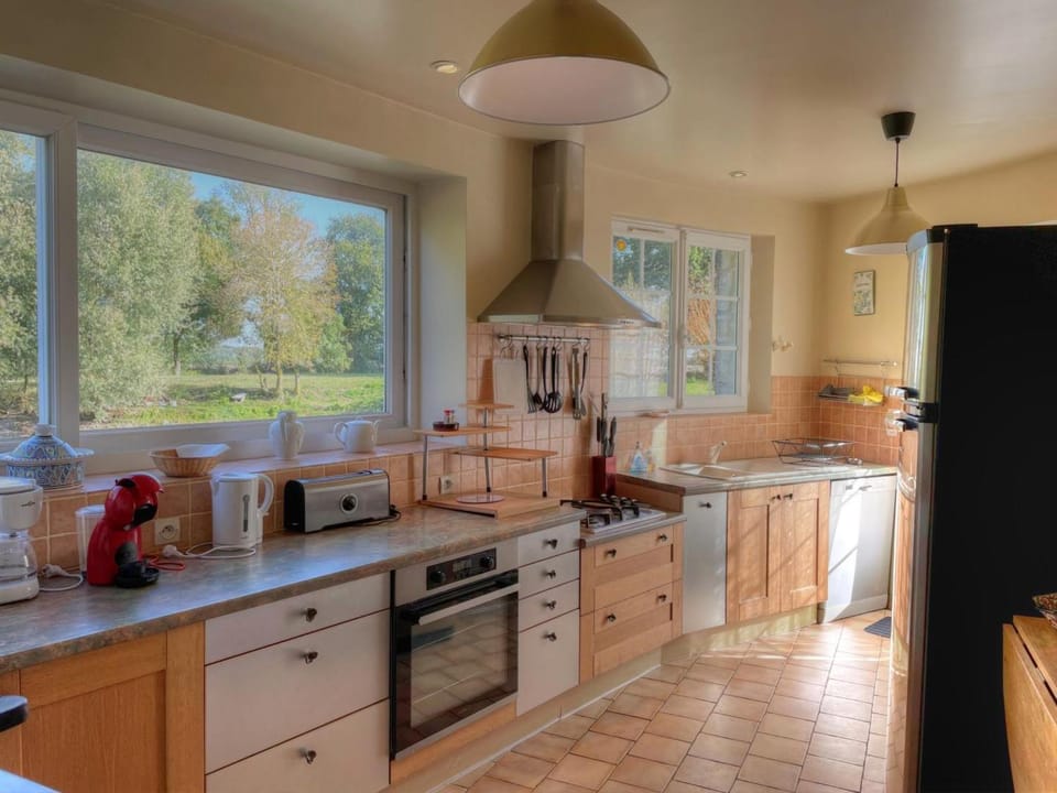 Gîte de charme XVIIe siècle avec jardin clos, balnéo, terrasse panoramique et WIFI près du Château de Villandry - FR-1-381-471 House in Centre-Val de Loire