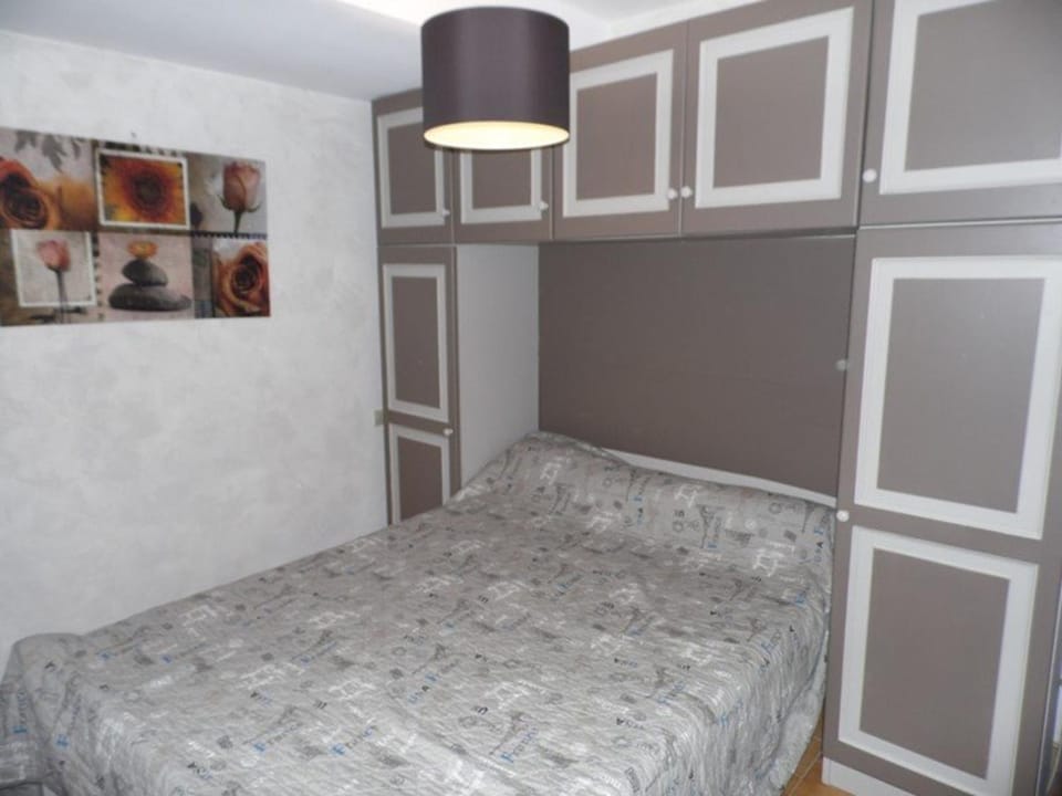 Appartement T2 cabine en RDC avec terrasse privative, parking et équipements confortables. - FR-1-326-383 Cabin in Marseillan