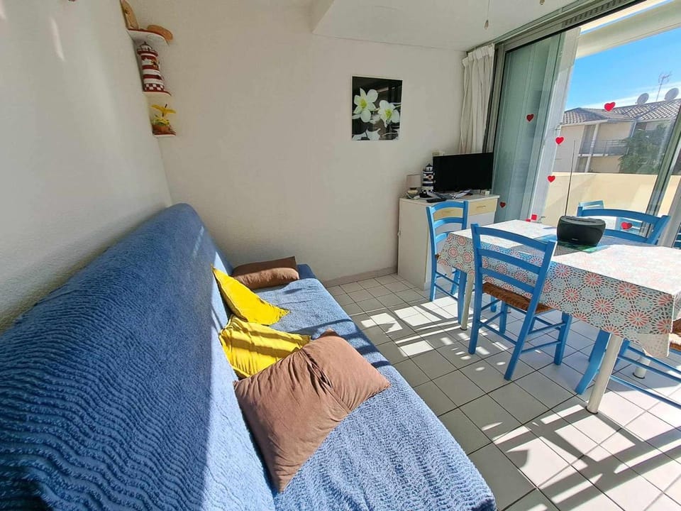 Studio cabine 4 personnes avec terrasse et parking à Marseillan-Plage - FR-1-326-388 Cabin in Marseillan